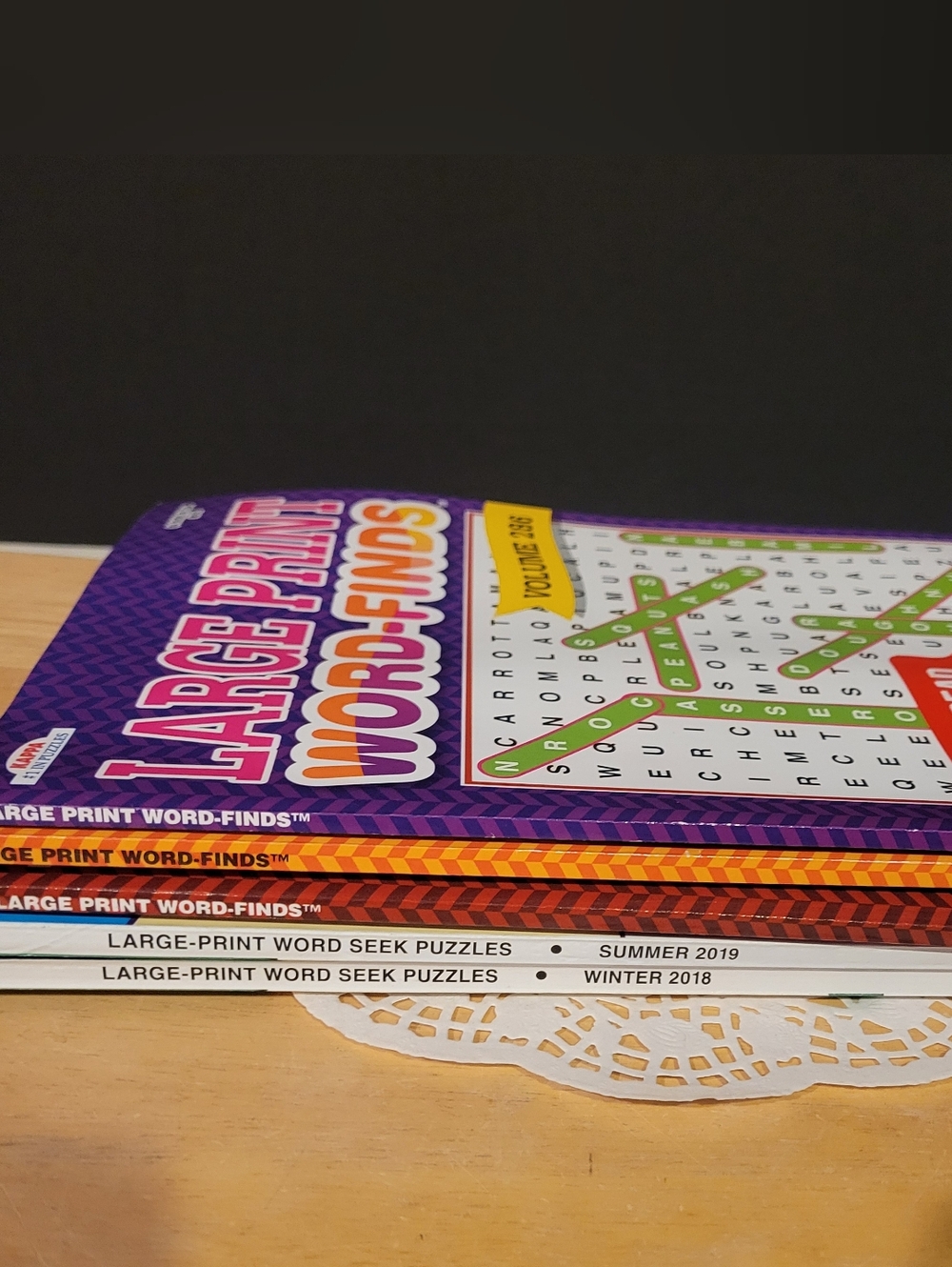 Word-Finds Puzzle Book - Lot of 5 Large-Print Word Find Puzzles